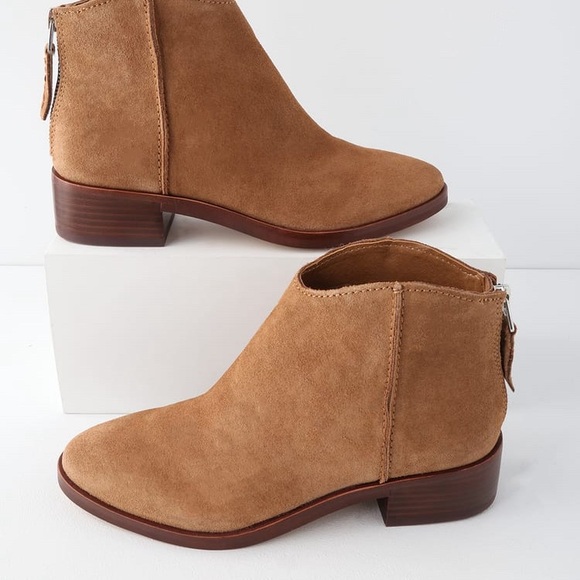 Dolce Vita - Women’s Tucker Dark Saddle Suede Boots. (US 7) - Picture 3 of 8